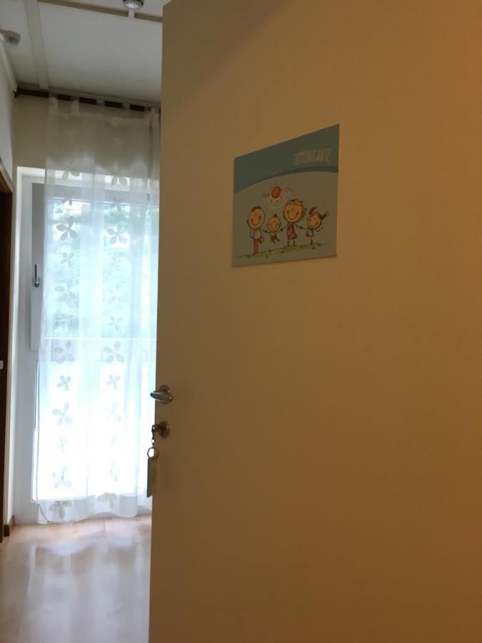 Hotel Vezzano Екстер'єр фото