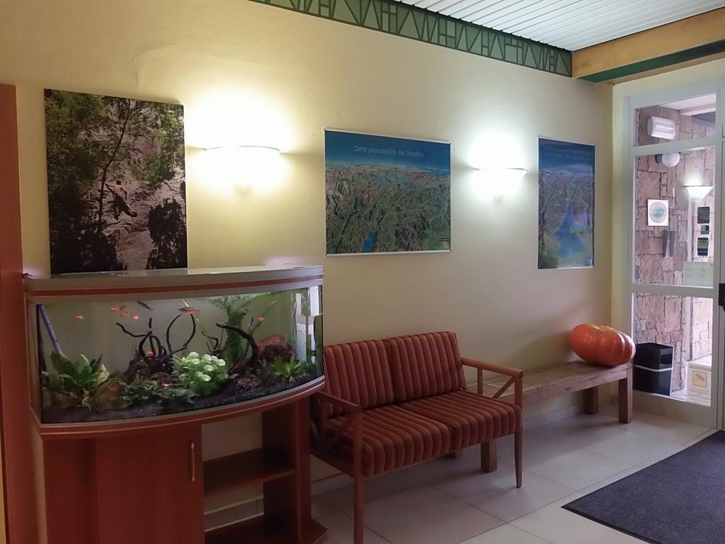 Hotel Vezzano Екстер'єр фото